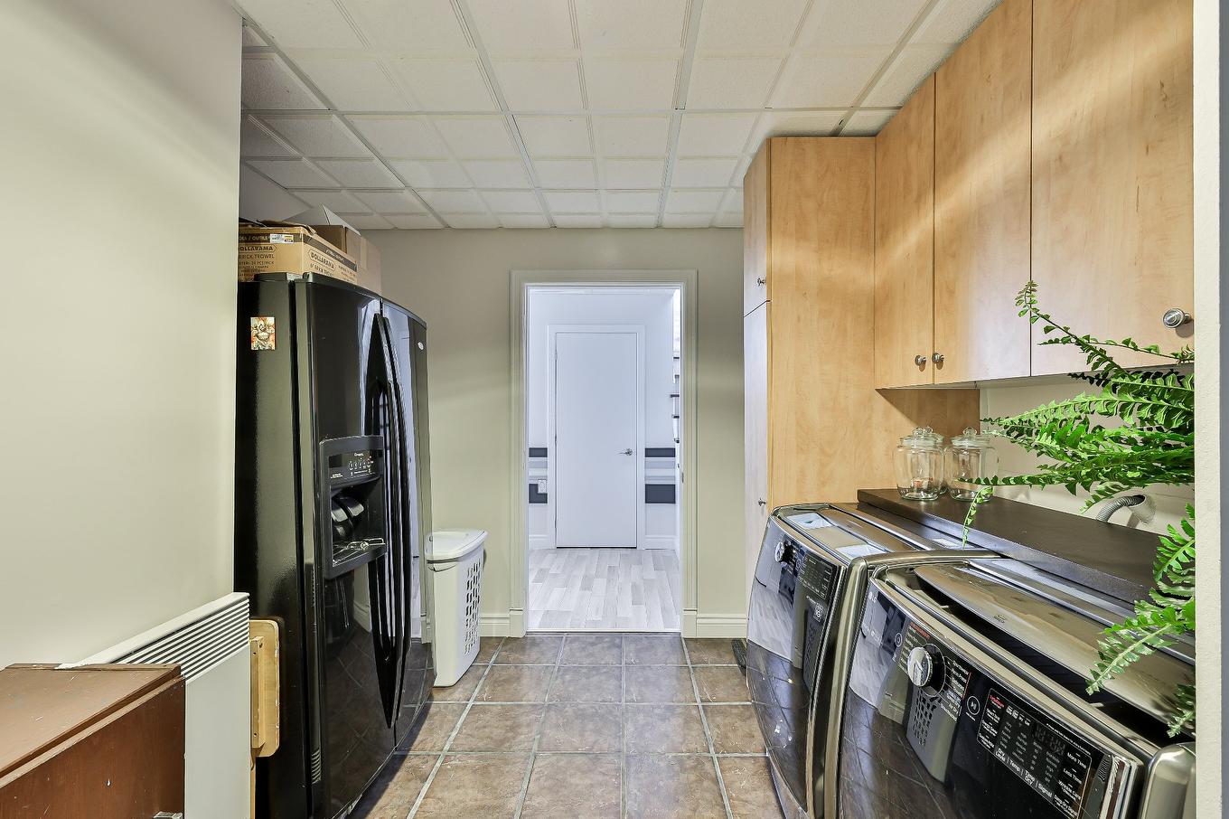 Salle de lavage - 6680Z Boul. Laurier, Terrebonne (La Plaine), QC - Indoor Photo Showing Laundry Room
