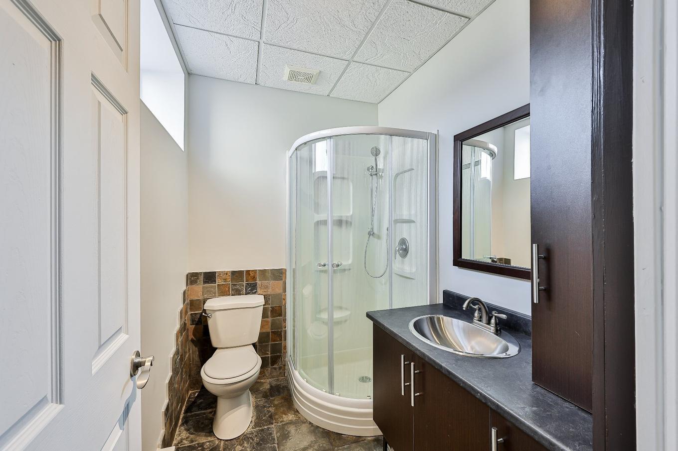 Salle de bains - 6680Z Boul. Laurier, Terrebonne (La Plaine), QC - Indoor Photo Showing Bathroom