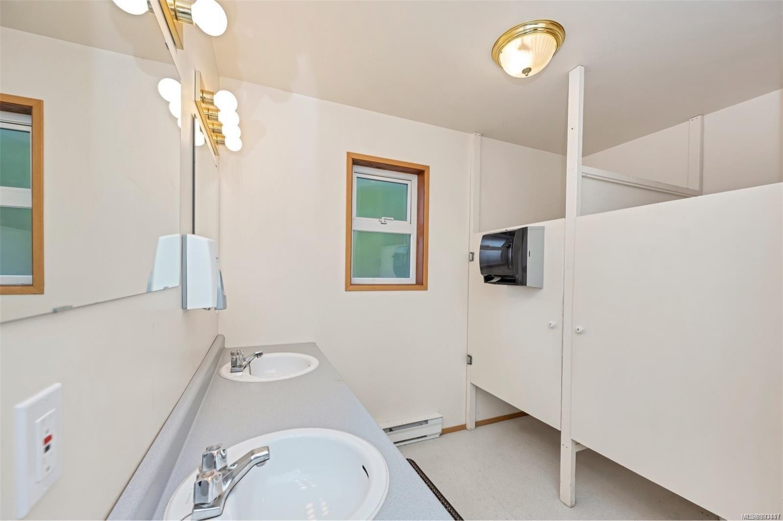 15-6340 Cerantes Rd, Port Renfrew, BC