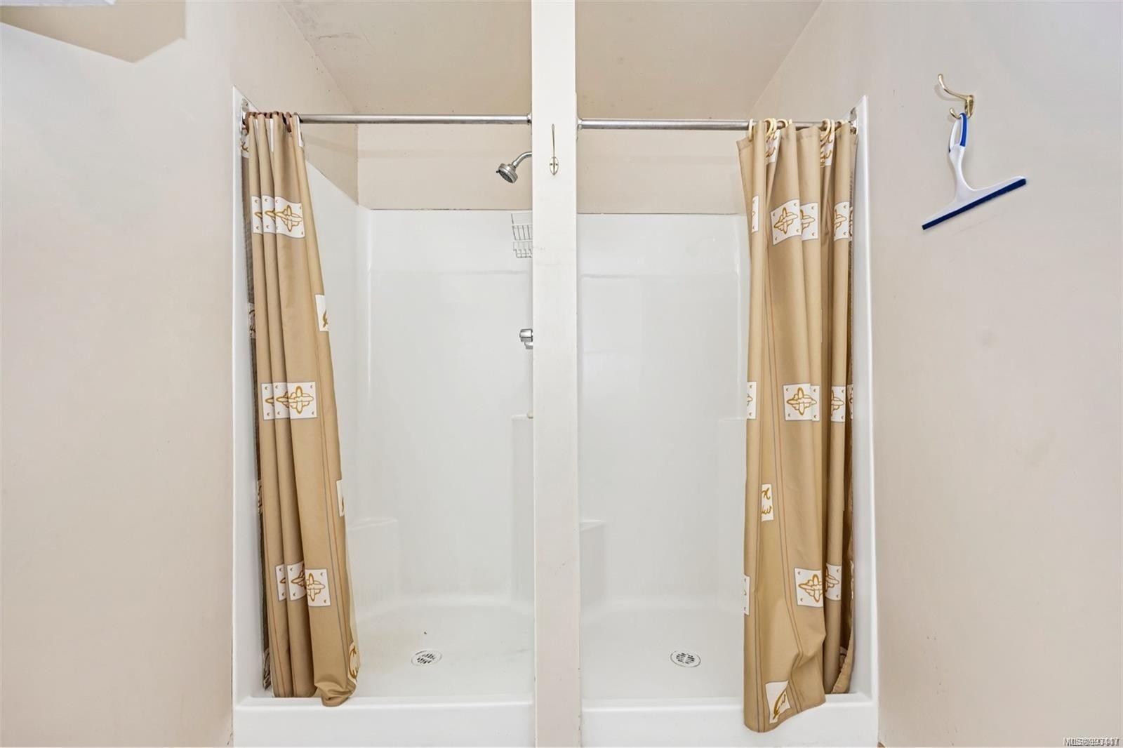 15-6340 Cerantes Rd, Port Renfrew, BC