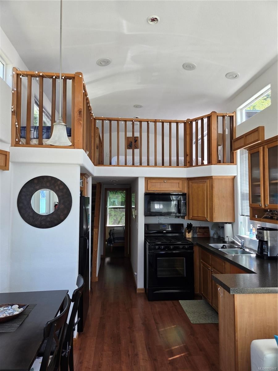 15-6340 Cerantes Rd, Port Renfrew, BC