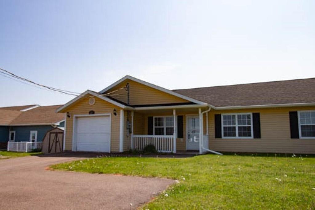 393 Macewen Road, Summerside, PE