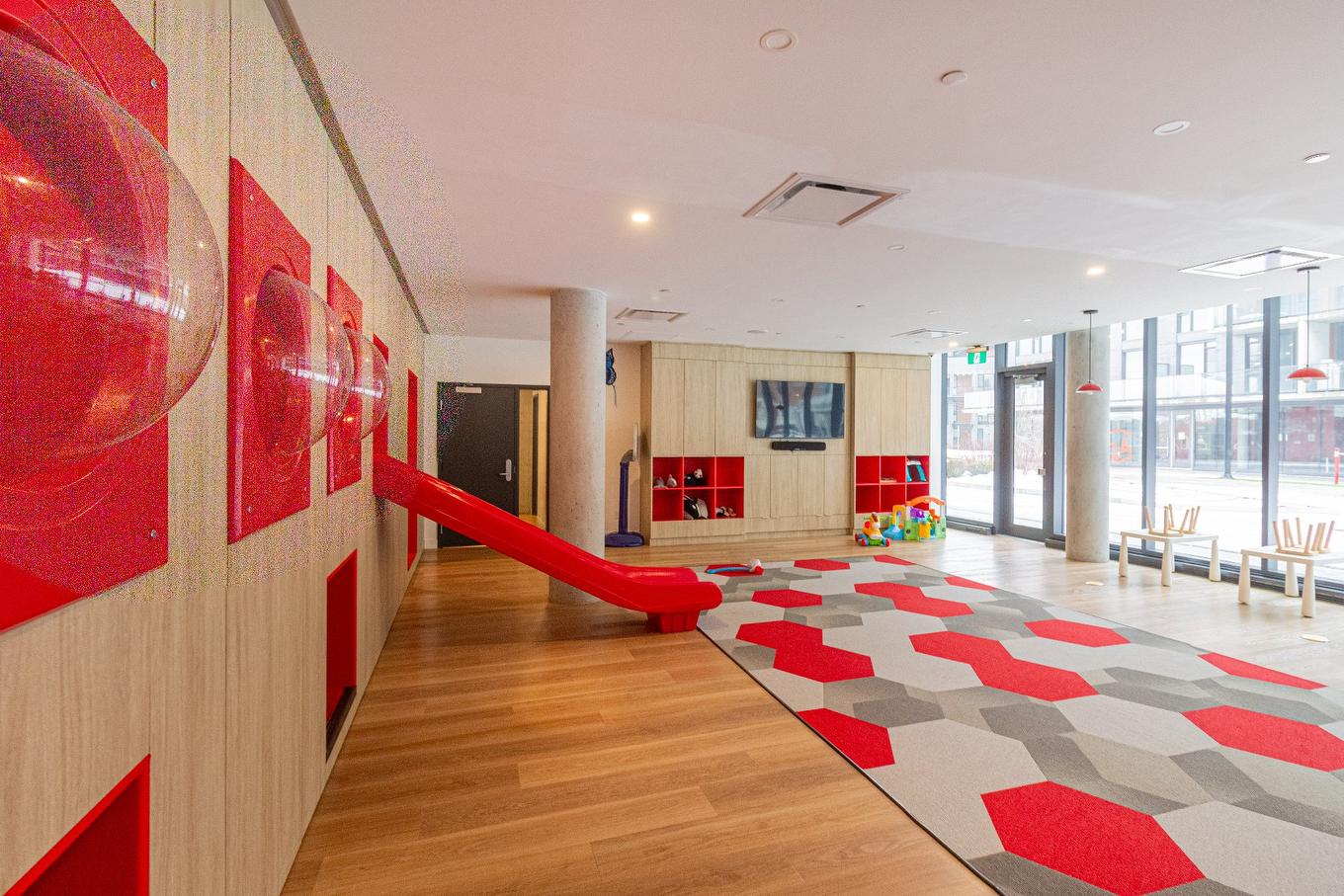 Playroom - 709-200 Boul. Marcel-Laurin, Montréal (Saint-Laurent), QC - Indoor Photo Showing Other Room