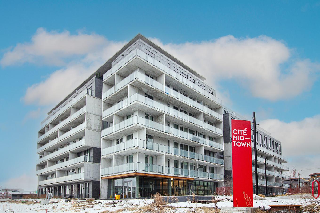 Frontage - 709-200 Boul. Marcel-Laurin, Montréal (Saint-Laurent), QC - Outdoor