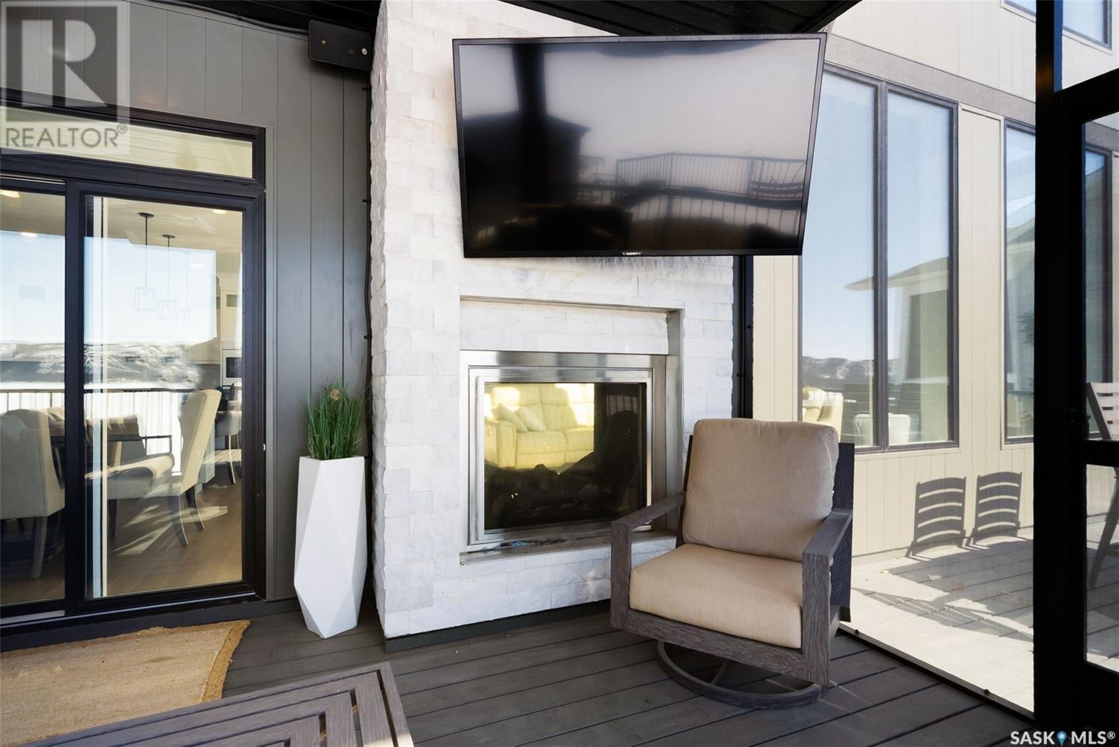 802 Groomes Vista Road, North Qu'Appelle Rm No. 187, SK - Indoor With Fireplace