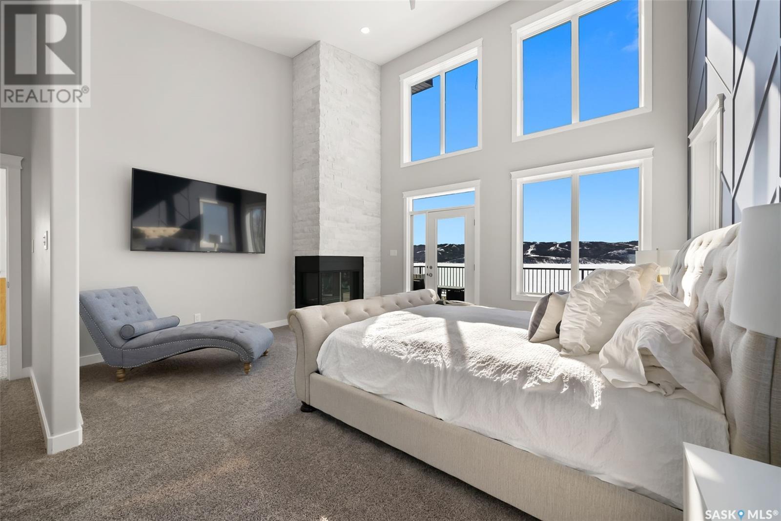 802 Groomes Vista Road, North Qu'Appelle Rm No. 187, SK - Indoor With Fireplace