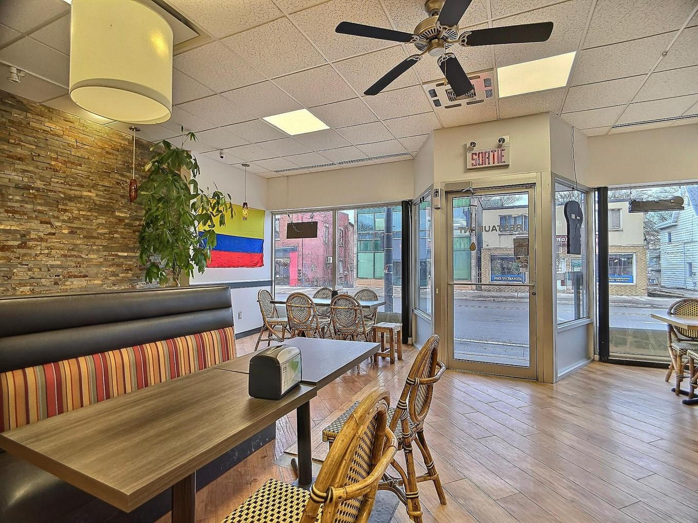 Restaurant - 177 Boul. St-Joseph, Gatineau (Hull), QC