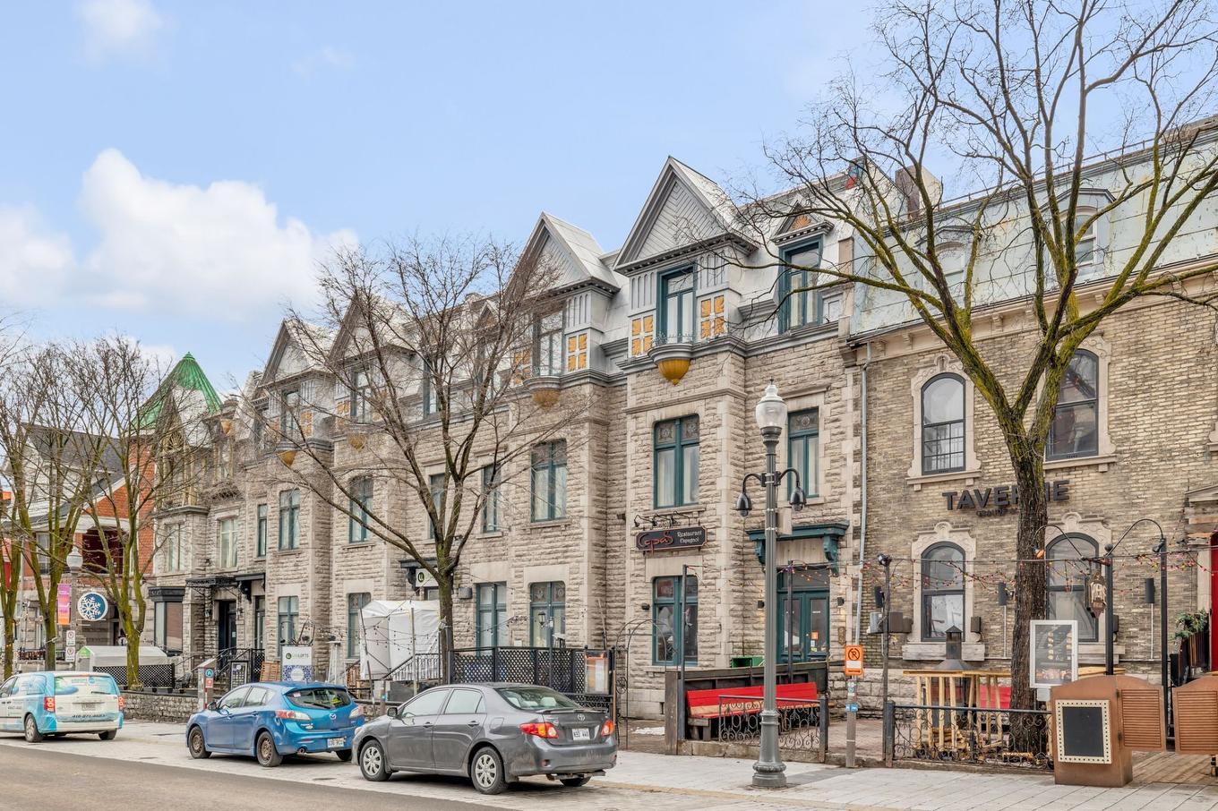 Frontage - 595 Grande Allée E., Québec (La Cité-Limoilou), QC