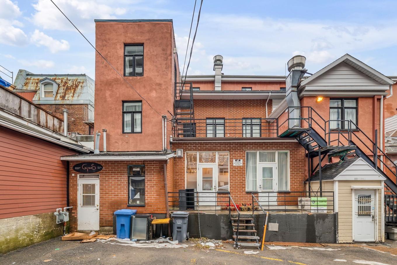 Back facade - 595 Grande Allée E., Québec (La Cité-Limoilou), QC