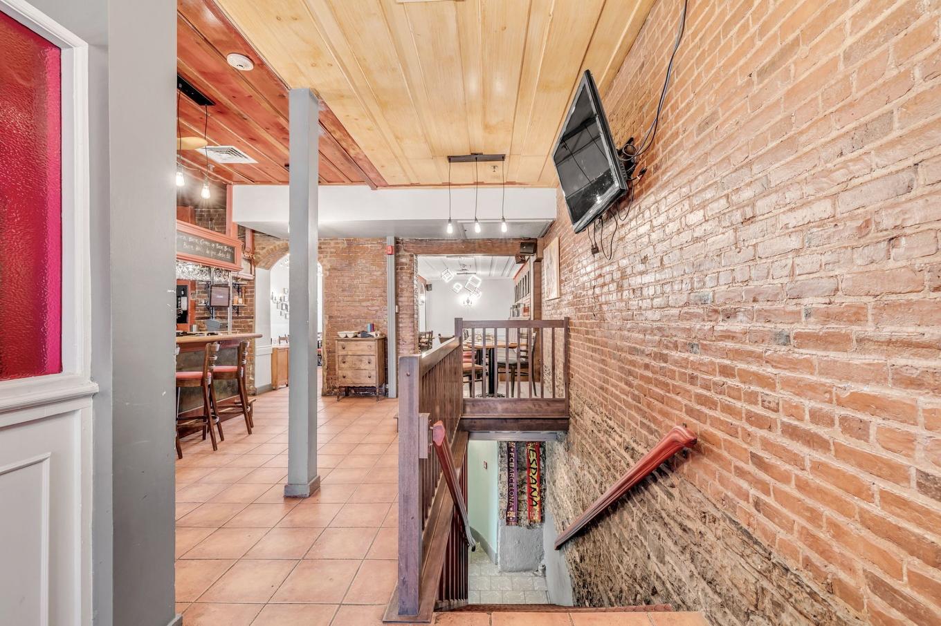 Hall - 595 Grande Allée E., Québec (La Cité-Limoilou), QC