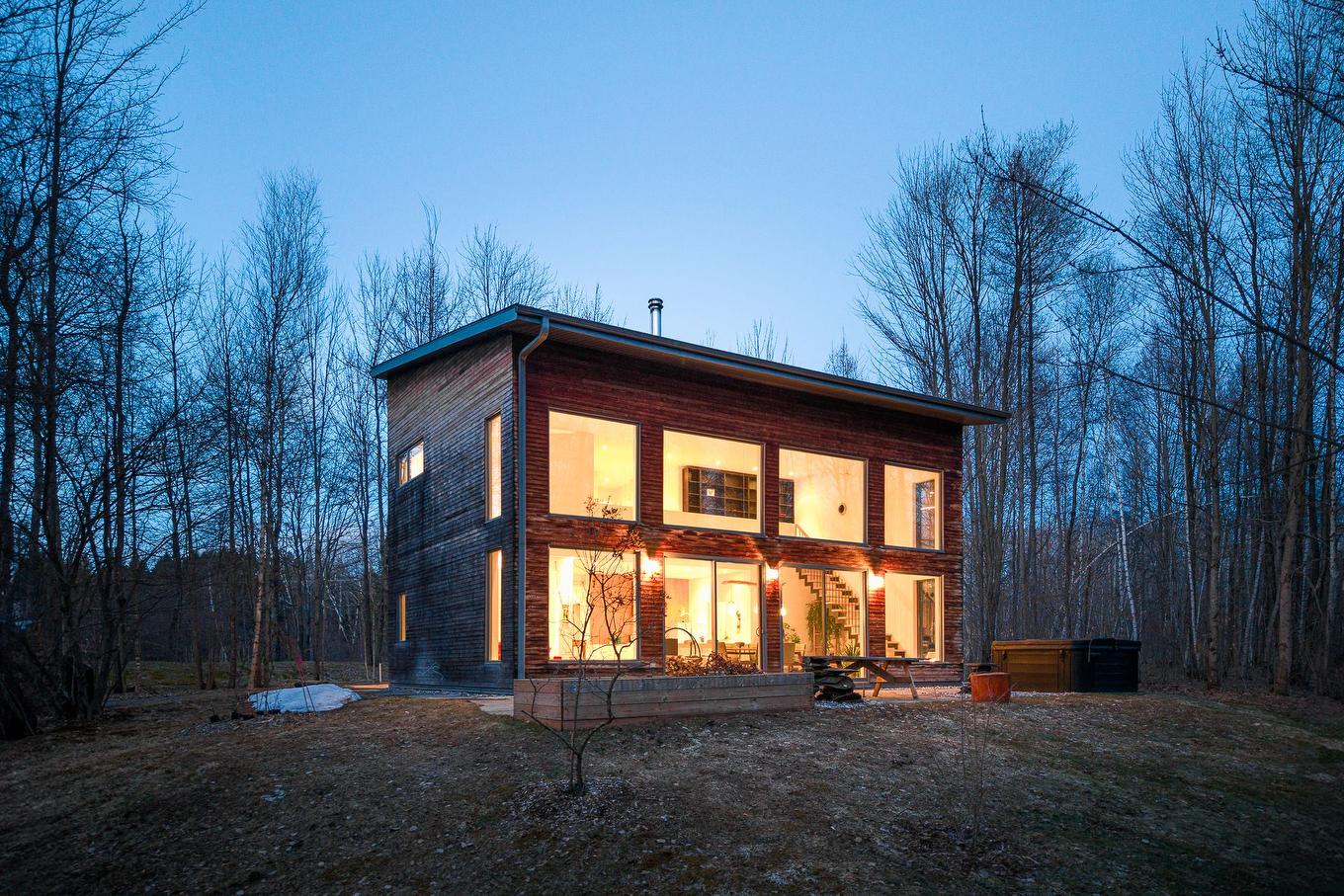 Face arrière - 60 Rue Hayes, Bromont, QC - Outdoor