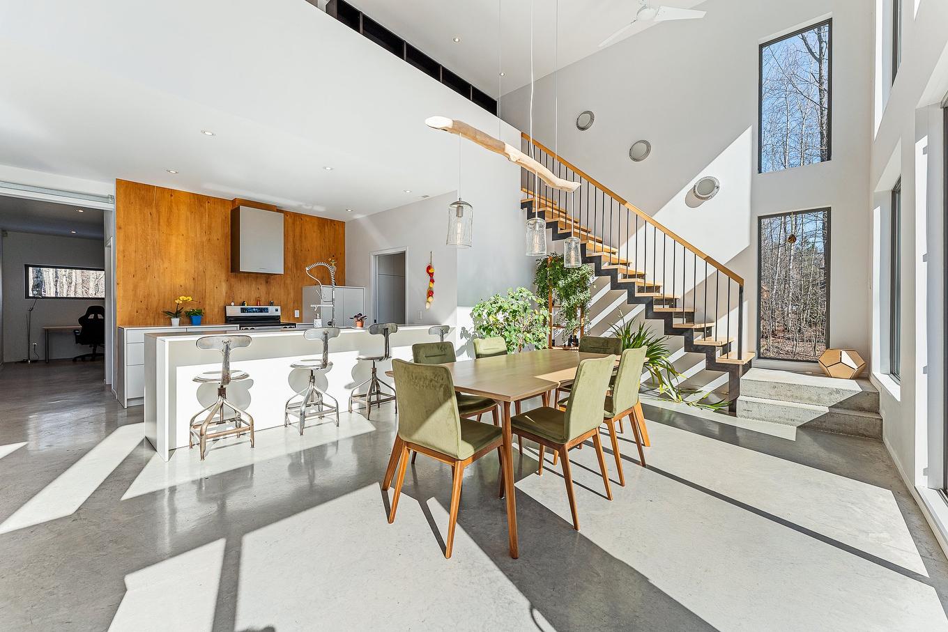 Salle à manger - 60 Rue Hayes, Bromont, QC - Indoor