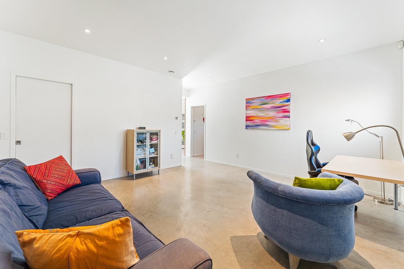 Salle familiale - 60 Rue Hayes, Bromont, QC - Indoor