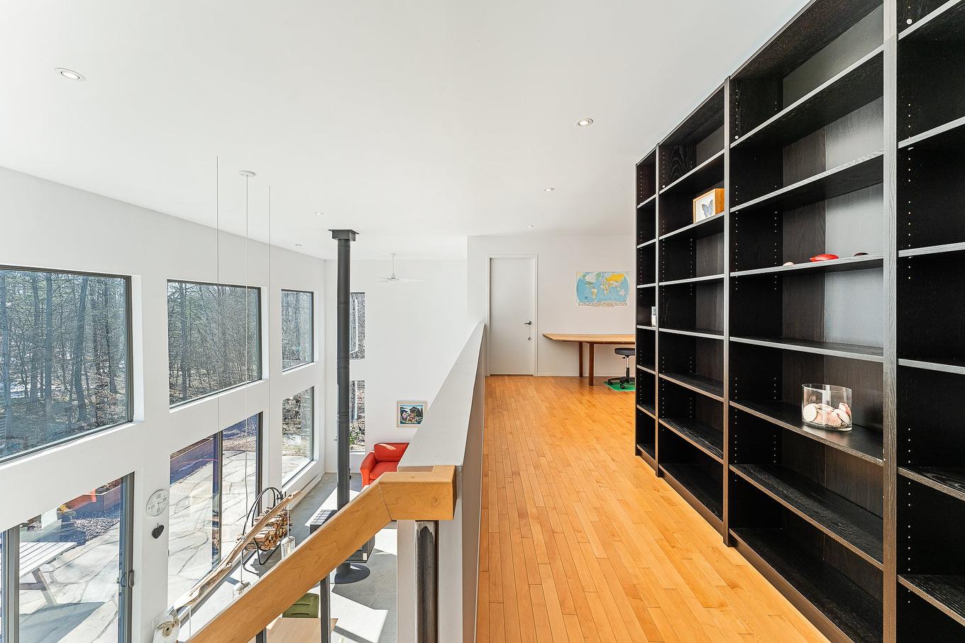 Vue d'ensemble - 60 Rue Hayes, Bromont, QC - Indoor Photo Showing Other Room