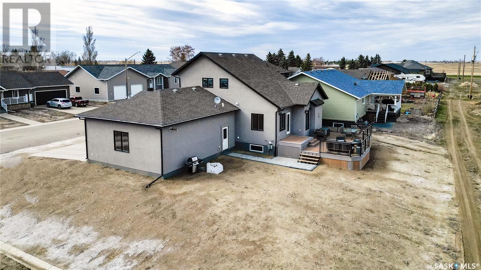 45 Crescent Drive, Avonlea, SK - Outdoor