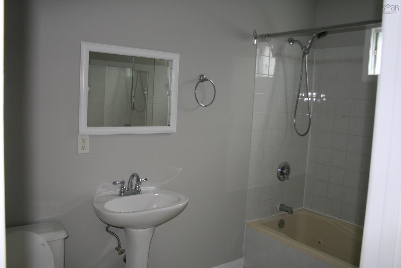 3786/84 High Street, Halifax, NS