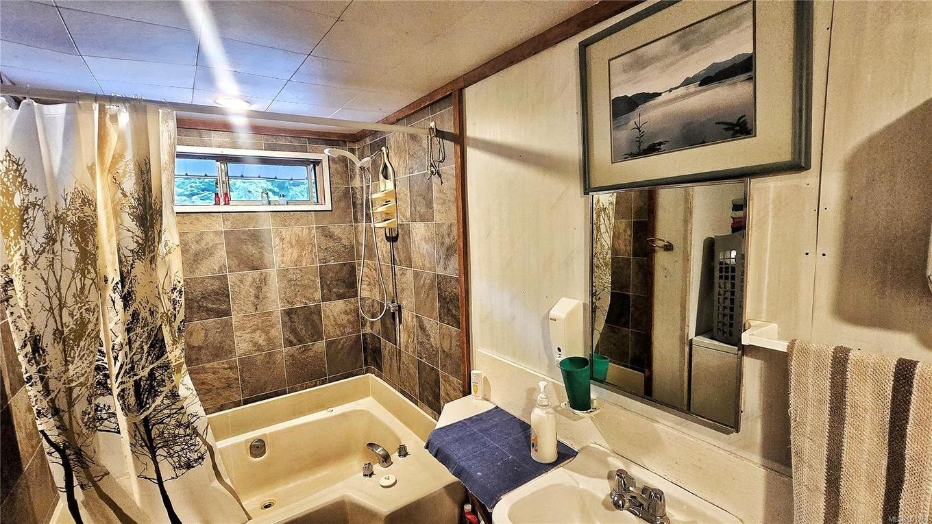 0 Bligh Island, Nootka Island, BC