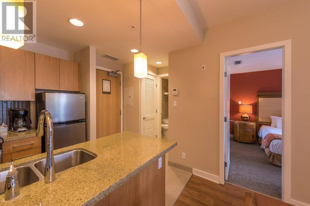 15 Park Place Unit# 325, Osoyoos, BC - Indoor Photo Showing Kitchen With Double Sink
