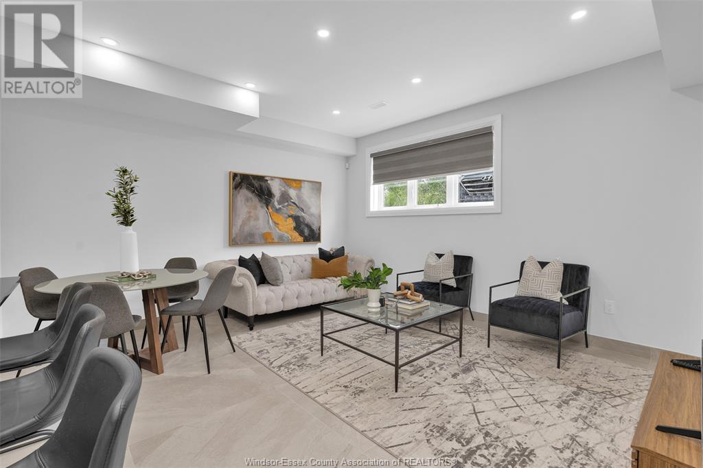 1867 Northway Avenue Unit# A & B, Windsor, ON - Indoor Photo Showing Other Room