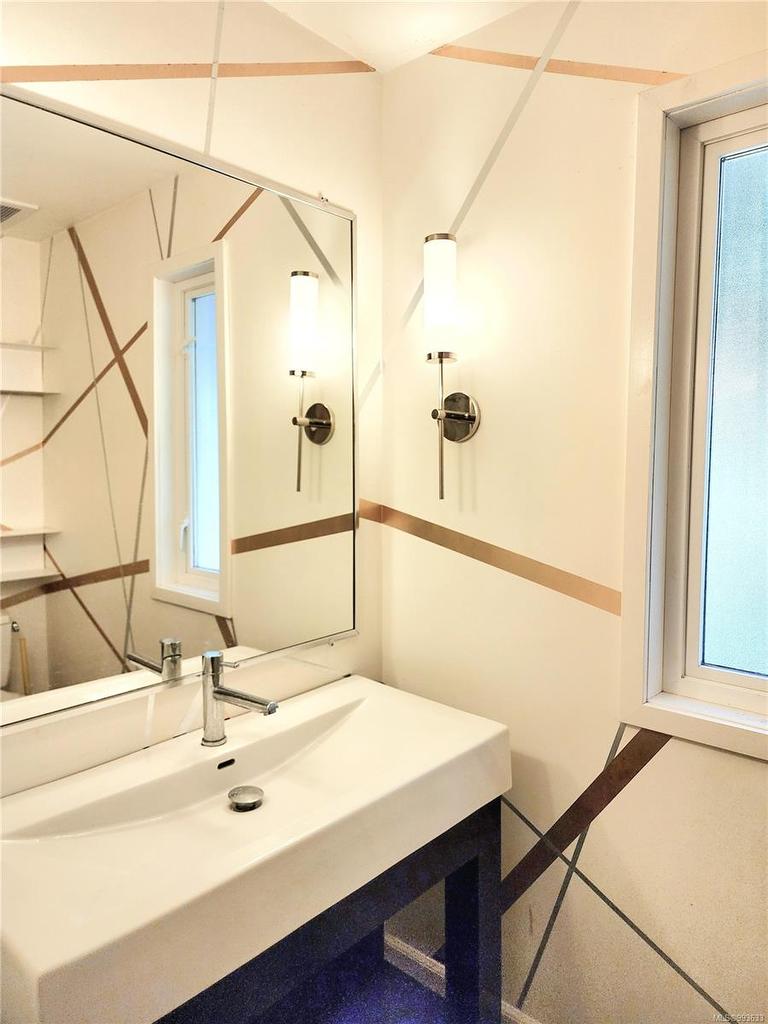 1040 Harrison Way, Gabriola Island, BC