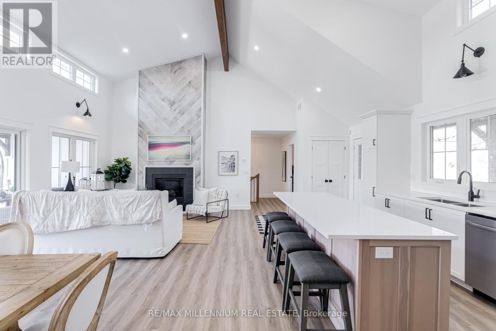 24 Rory Drive, Selwyn, ON - Indoor With Fireplace