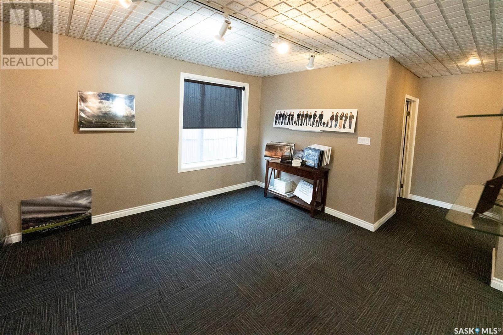 70 Stadacona Street W, Moose Jaw, SK