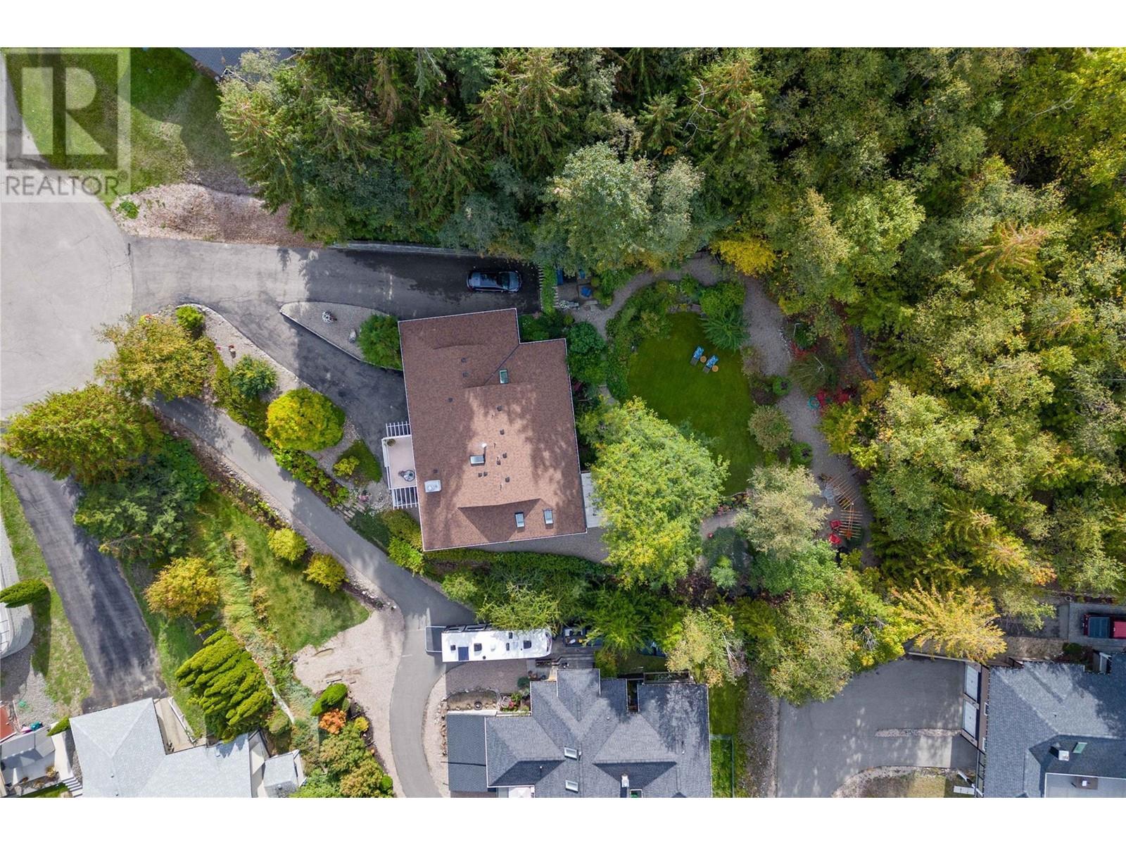 2847 Walsh Road, Sorrento, BC - Outdoor With View