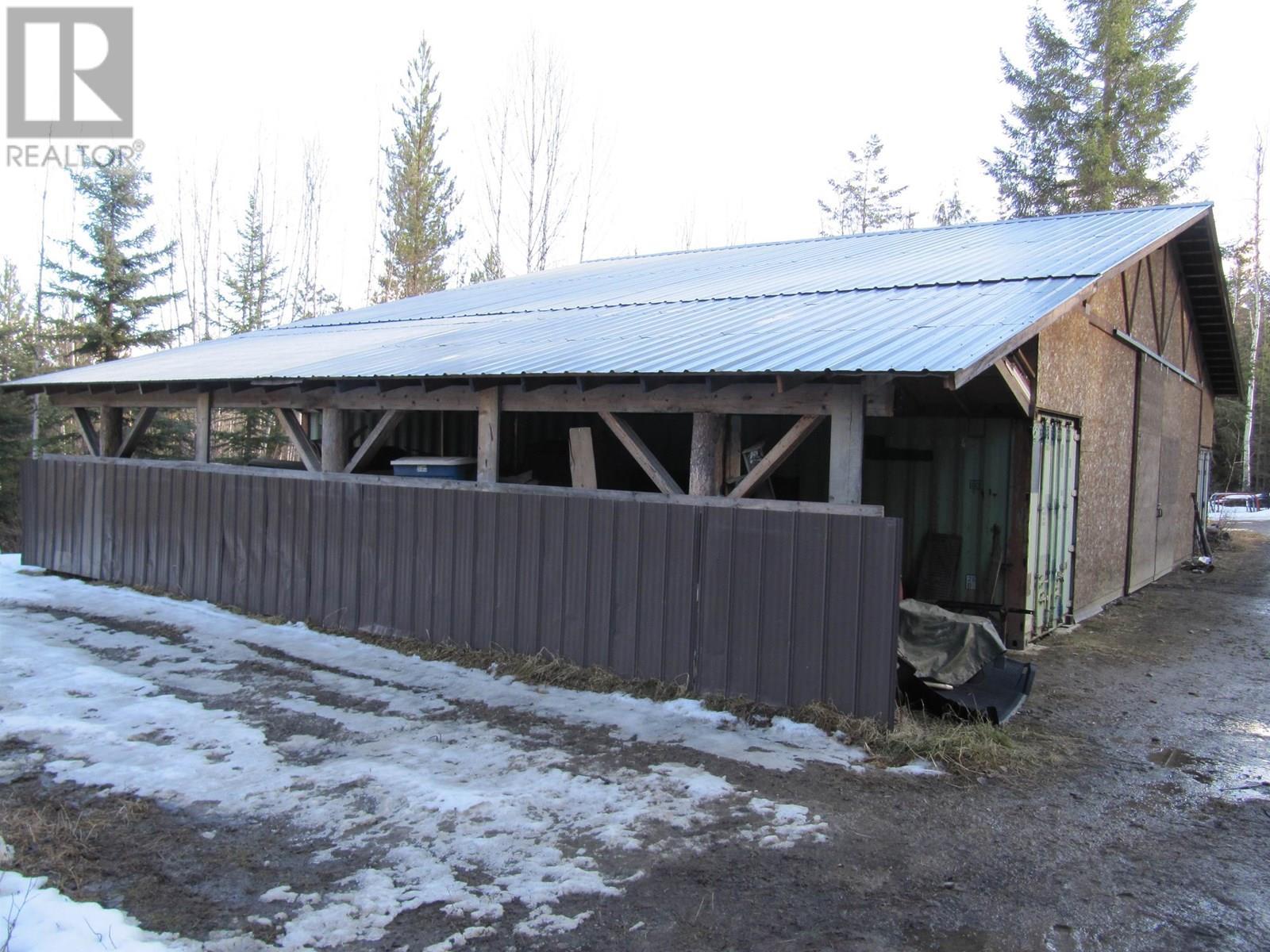3561 Canim-Hendrix Lake Road, 100 Mile House, BC - Outdoor