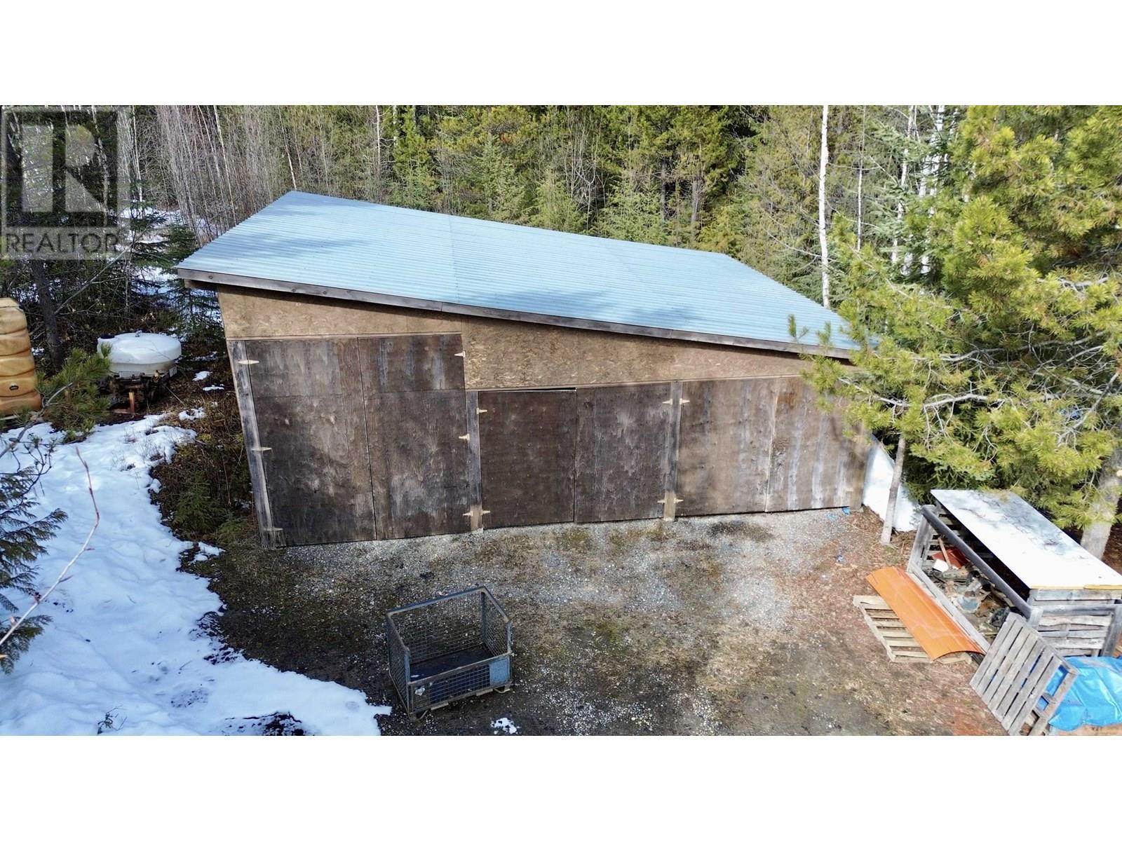 3561 Canim-Hendrix Lake Road, 100 Mile House, BC - Outdoor