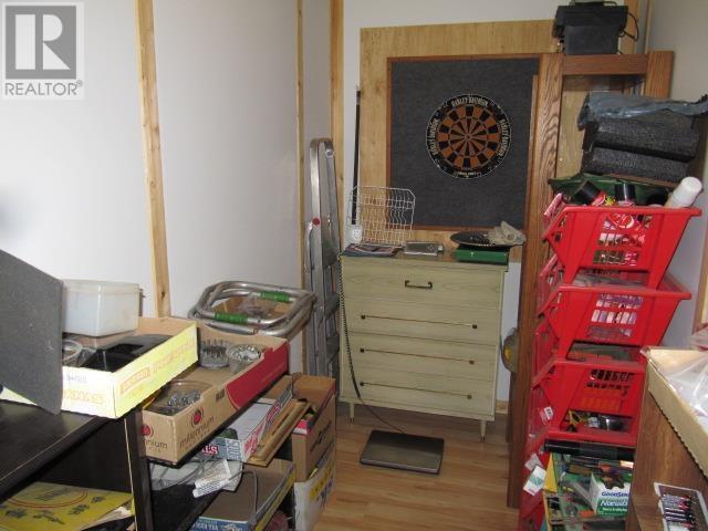 3561 Canim-Hendrix Lake Road, 100 Mile House, BC - Indoor