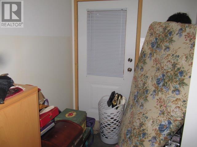 3561 Canim-Hendrix Lake Road, 100 Mile House, BC - Indoor