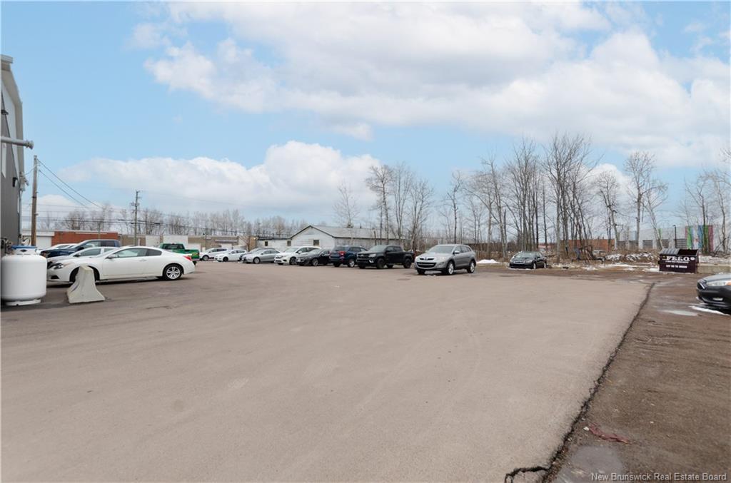 160 Millenium Blvd, Moncton, NB