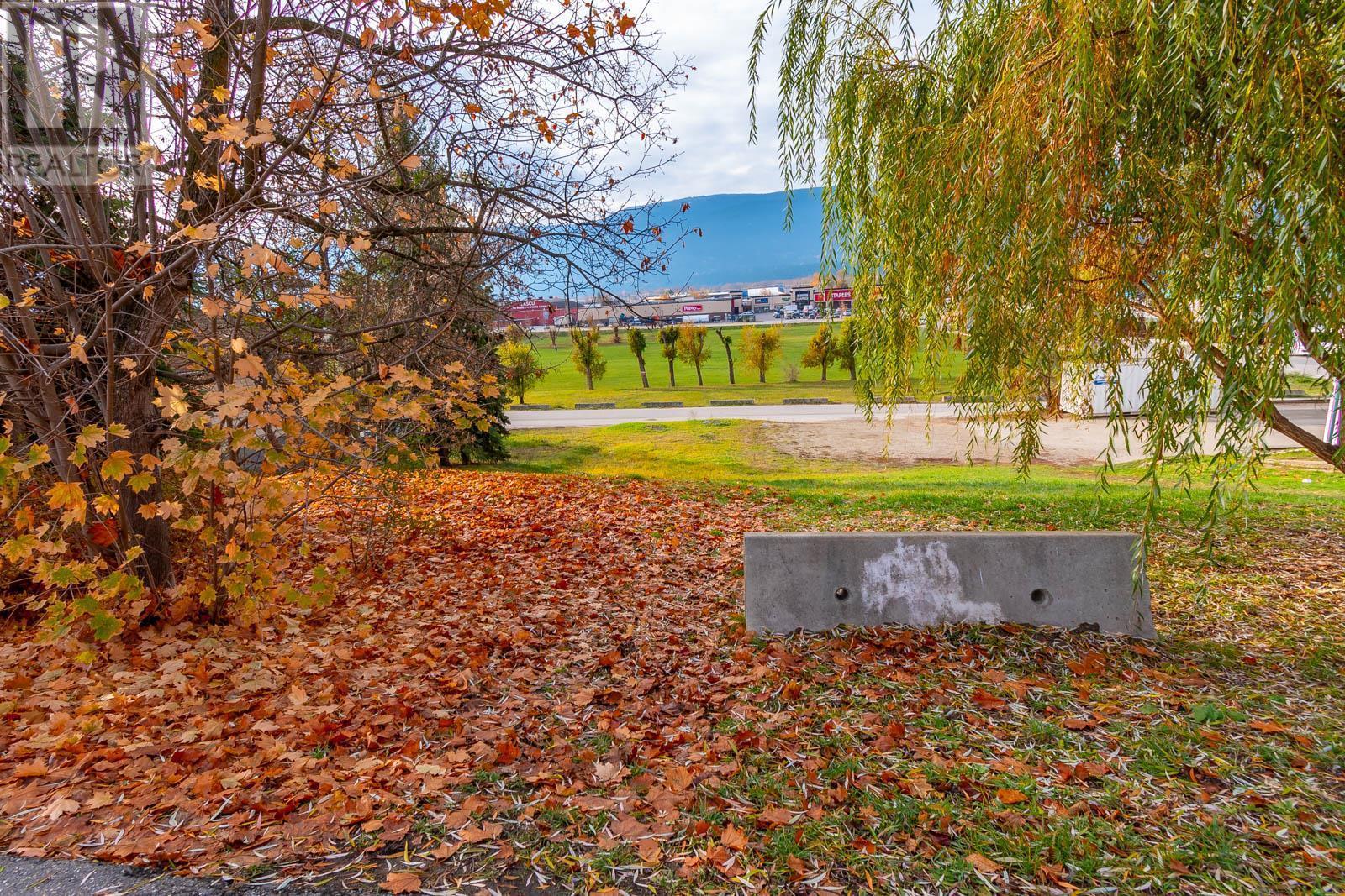 Lot 3 empty - 161 Shuswap Street Sw, Salmon Arm, BC
