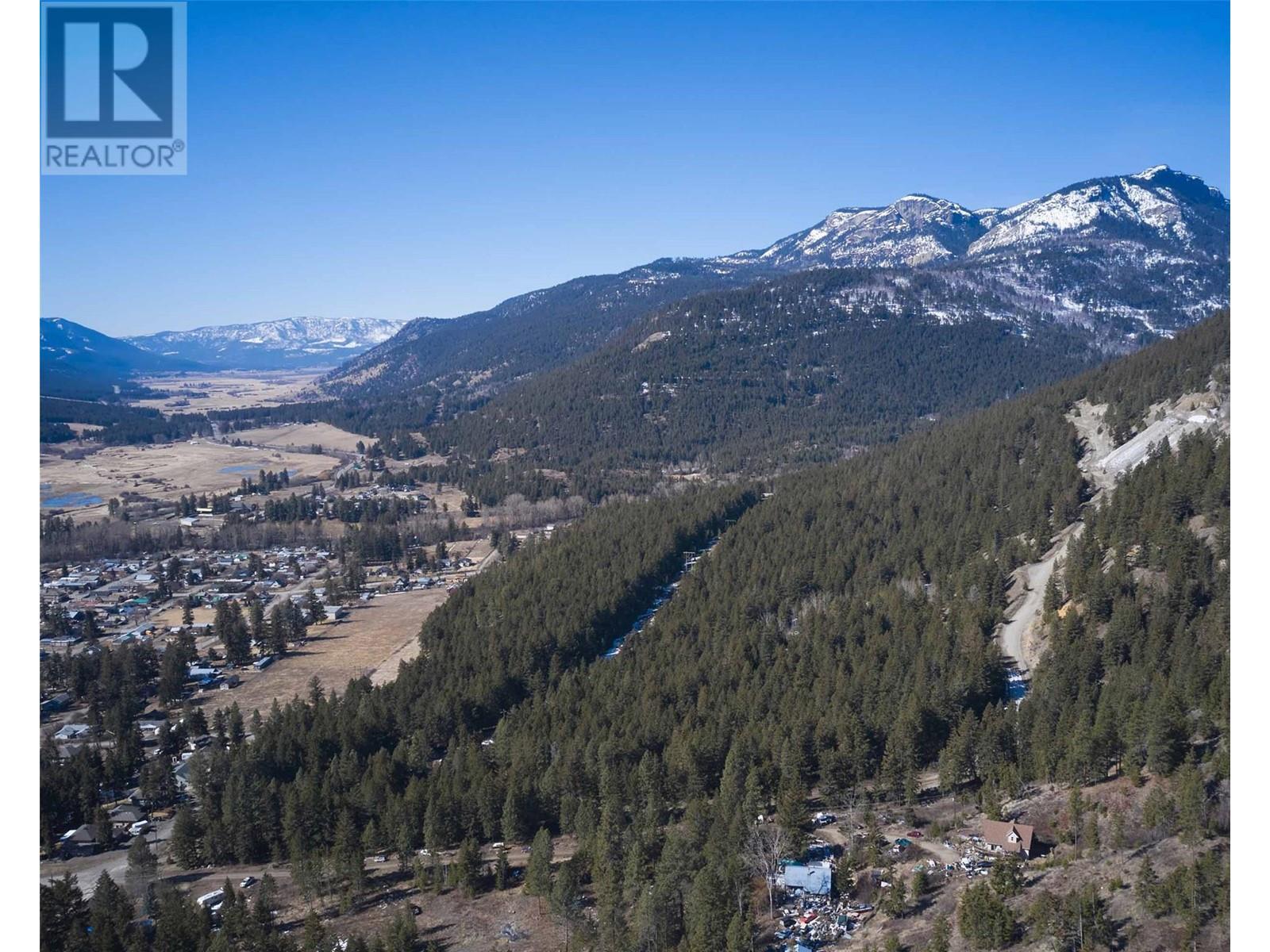 5488 Lynes Road Unit# Pl 2, Falkland, BC