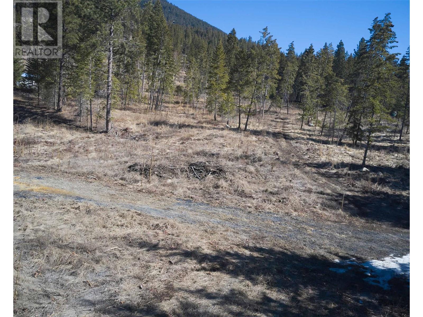 5488 Lynes Road Unit# Pl 2, Falkland, BC