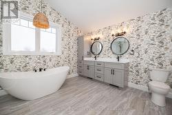 Primary Bedroom Ensuite -