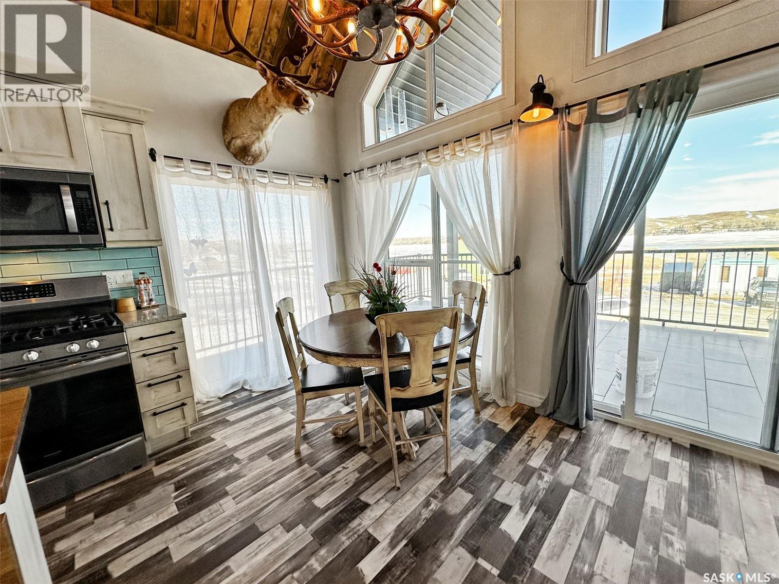 203 Hillcrest Place, Lac Pelletier Rm No. 107, SK - Indoor Photo Showing Dining Room