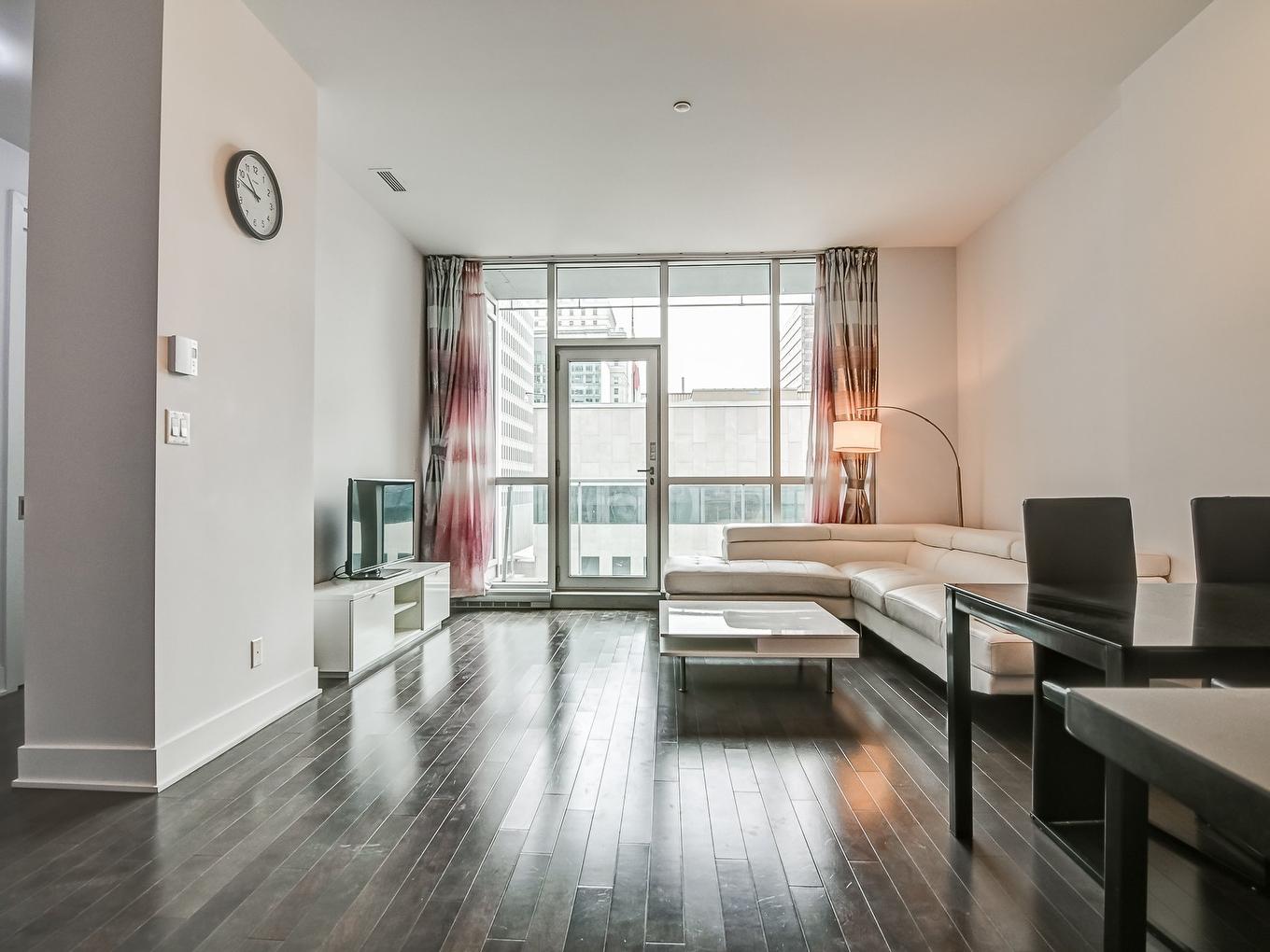 Living room - 704-1225 Boul. Robert-Bourassa, Montréal (Ville-Marie), QC - Indoor