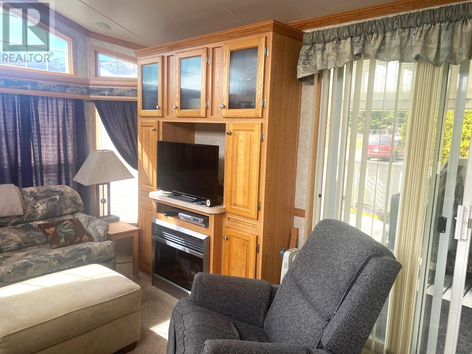 3844 Captain'S Village Way Unit# 30, Scotch Creek, BC