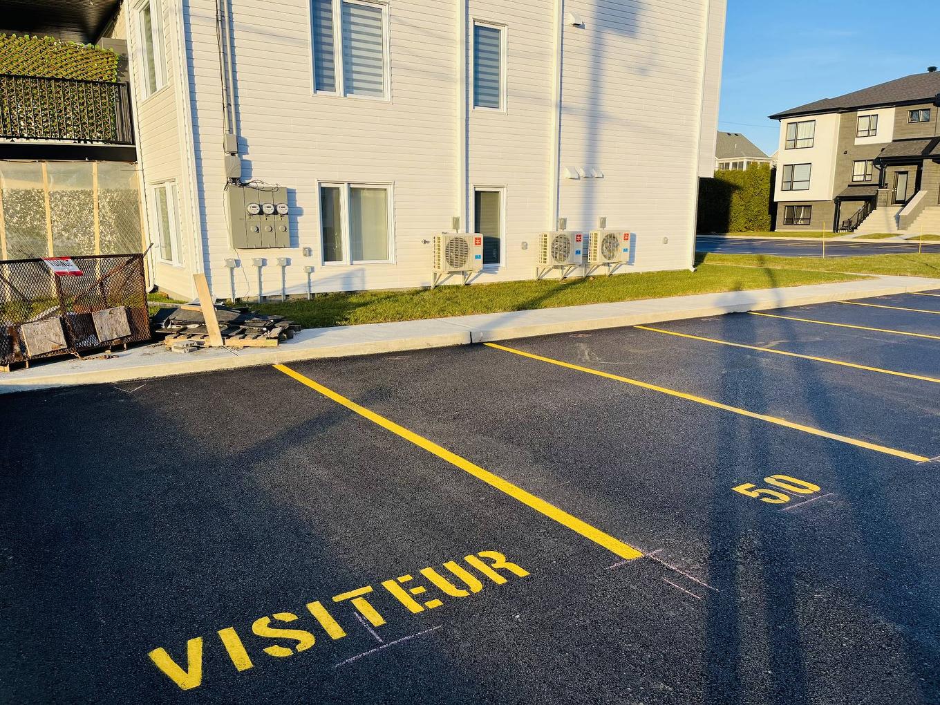 Parking - 11 Rue Non Disponible-Unavailable, Laval (Vimont), QC