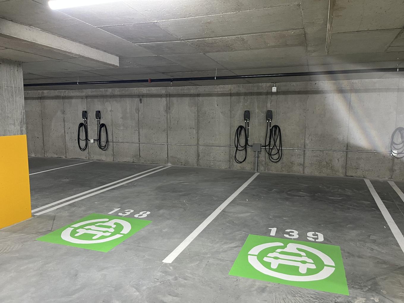 Garage - 11 Rue Non Disponible-Unavailable, Laval (Vimont), QC