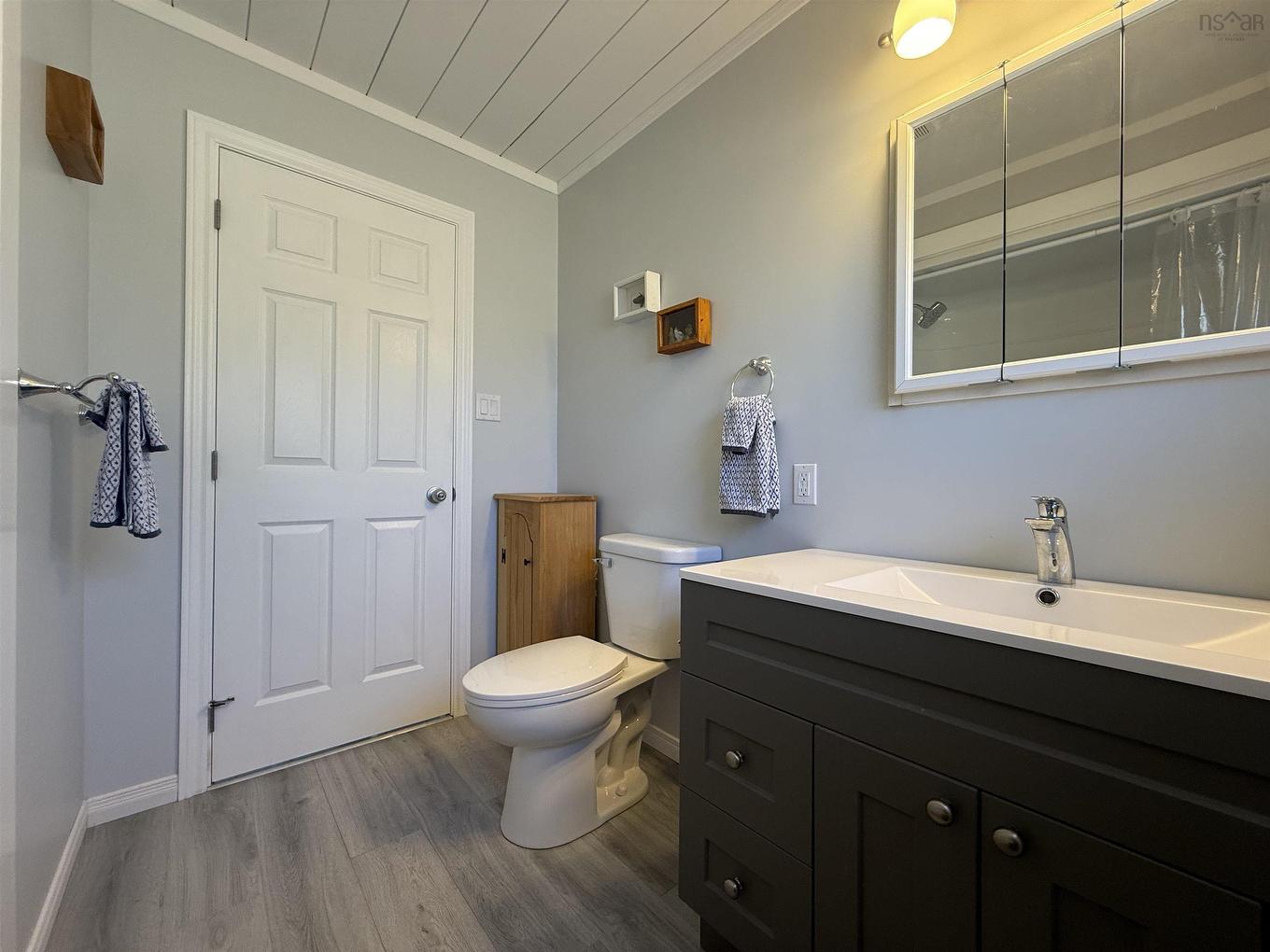 3524 Eastern Avenue, Parrsboro, NS