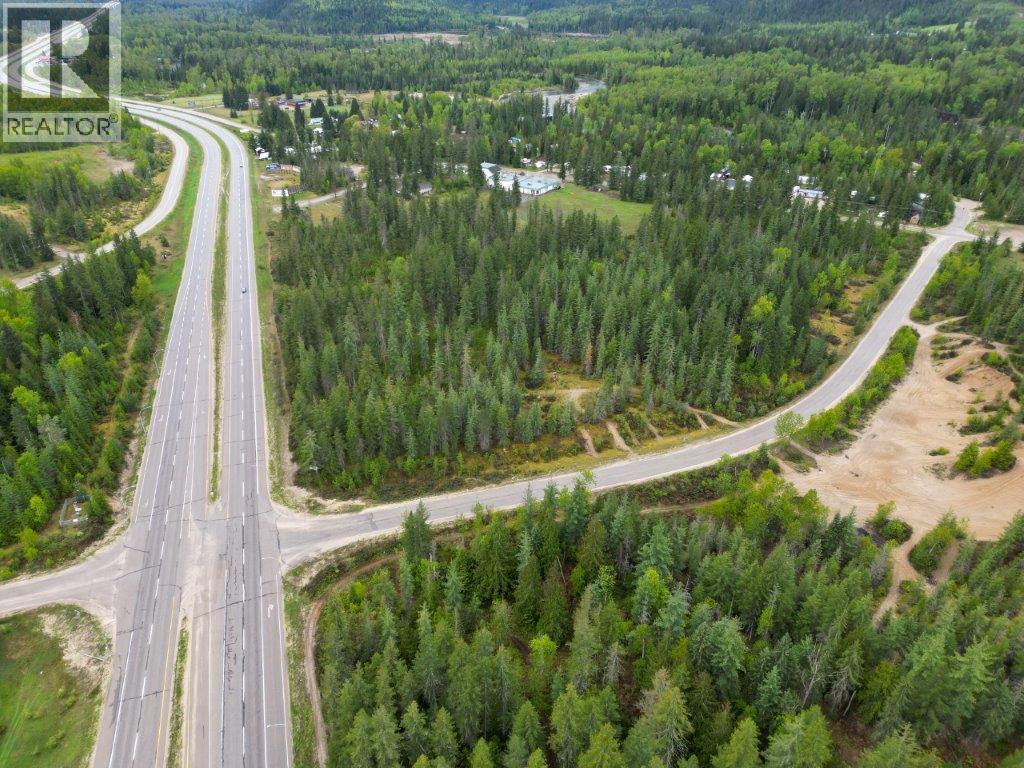 4103 Balsam Way, Malakwa, BC