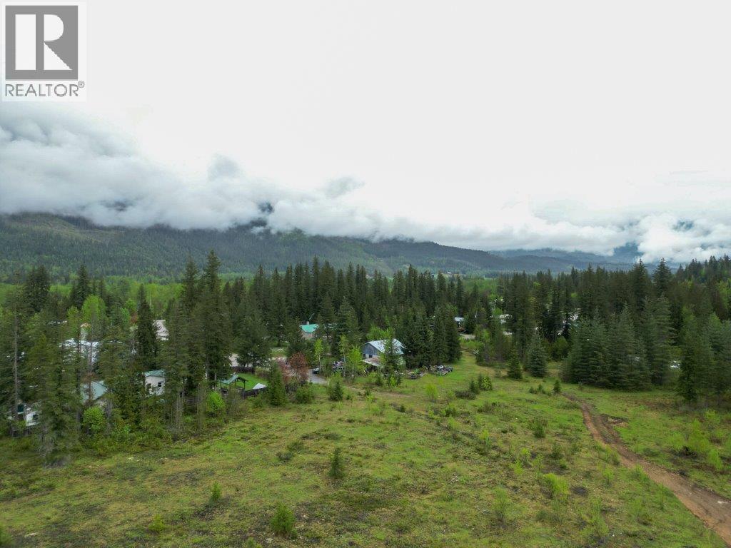 4103 Balsam Way, Malakwa, BC