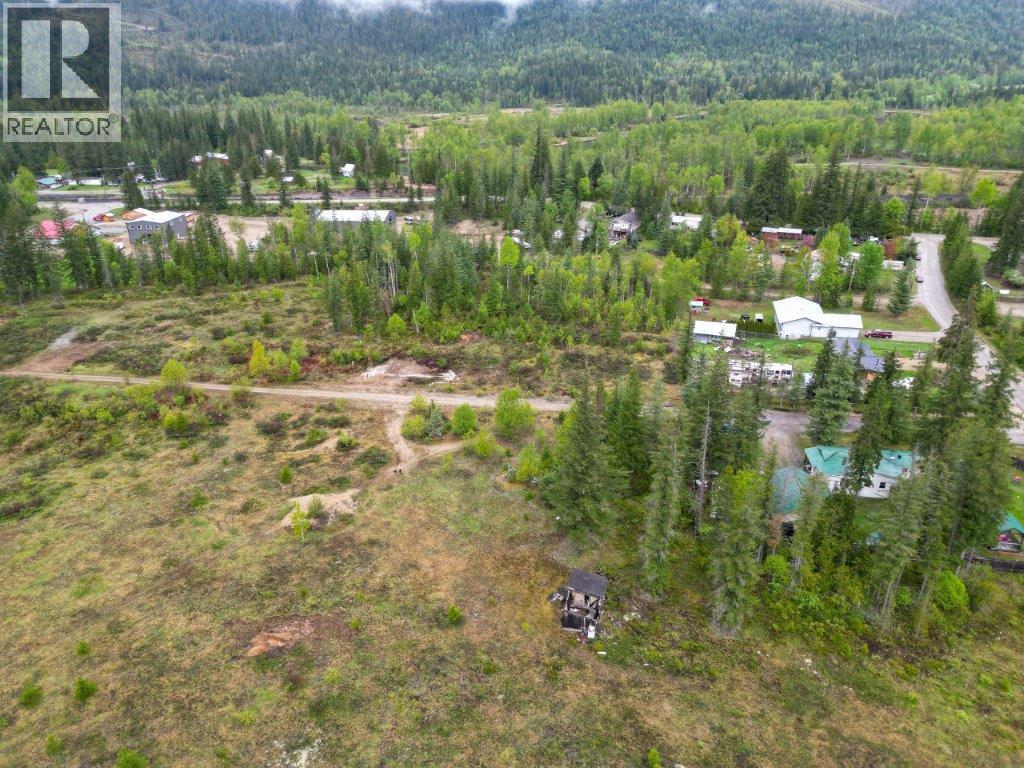 4103 Balsam Way, Malakwa, BC