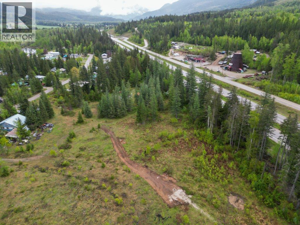 4103 Balsam Way, Malakwa, BC