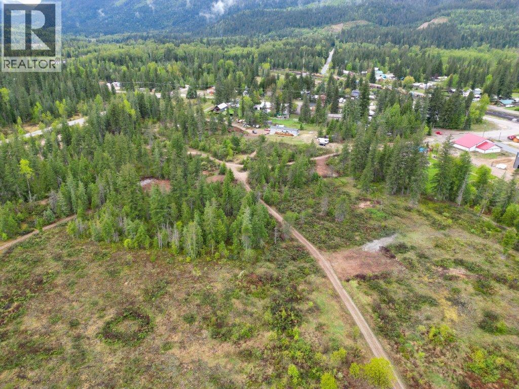 4103 Balsam Way, Malakwa, BC