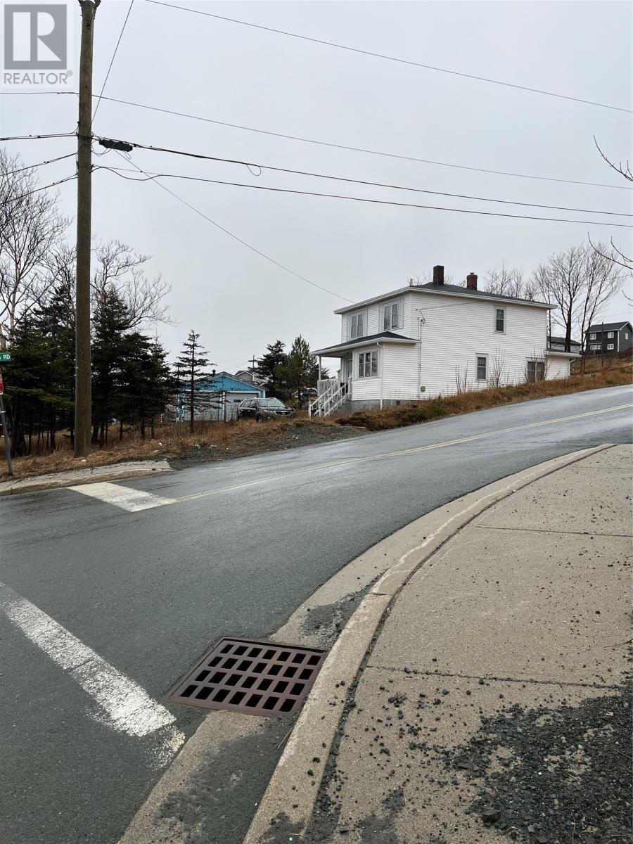 1566 Topsail Road, Paradise, NL