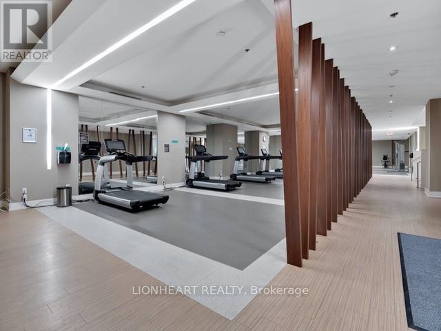 605 - 111 St Clair Avenue W, Toronto, ON - Indoor Photo Showing Gym Room