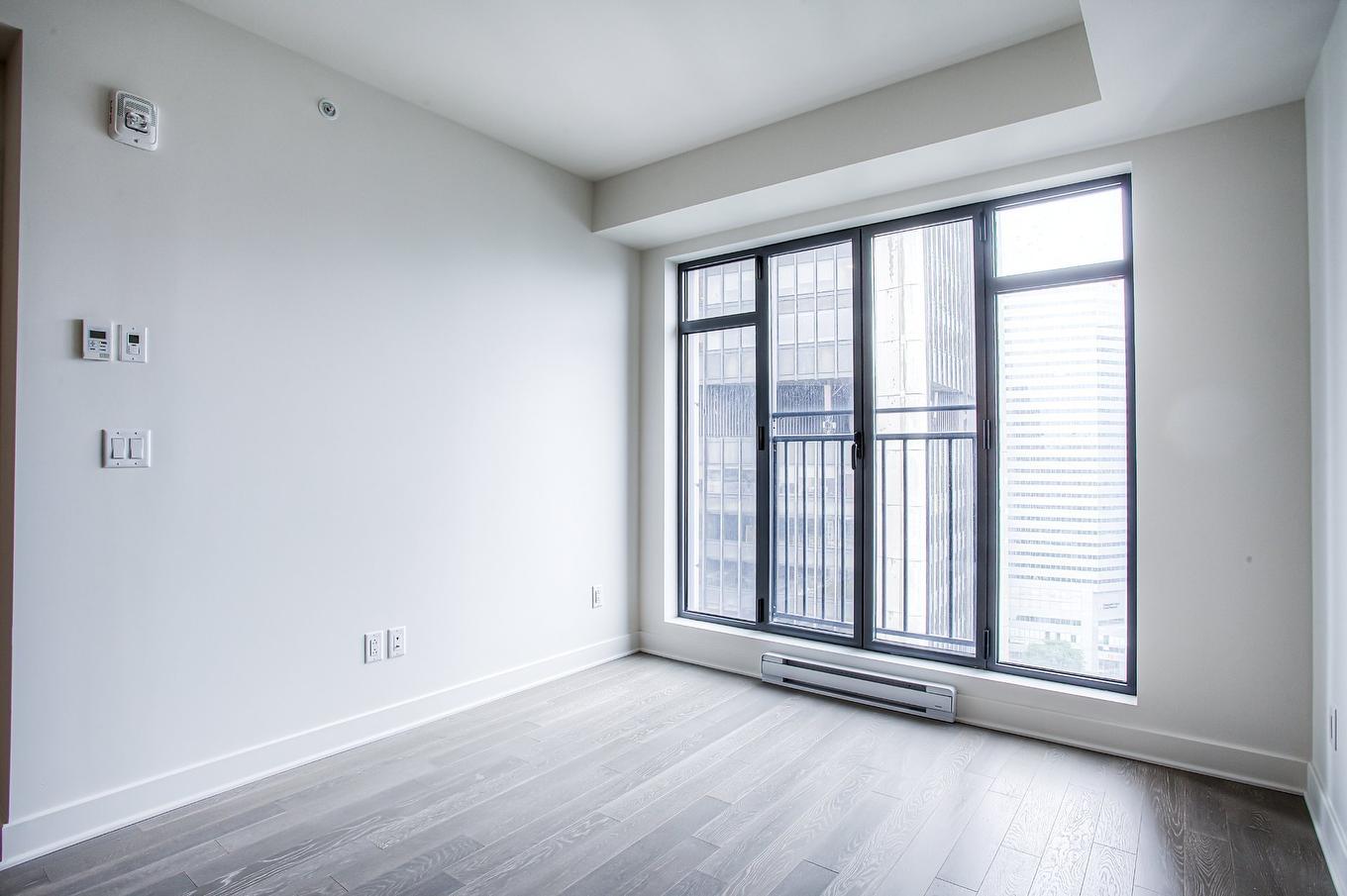 Living room - 2003-628 Rue St-Jacques, Montréal (Ville-Marie), QC - Indoor Photo Showing Other Room